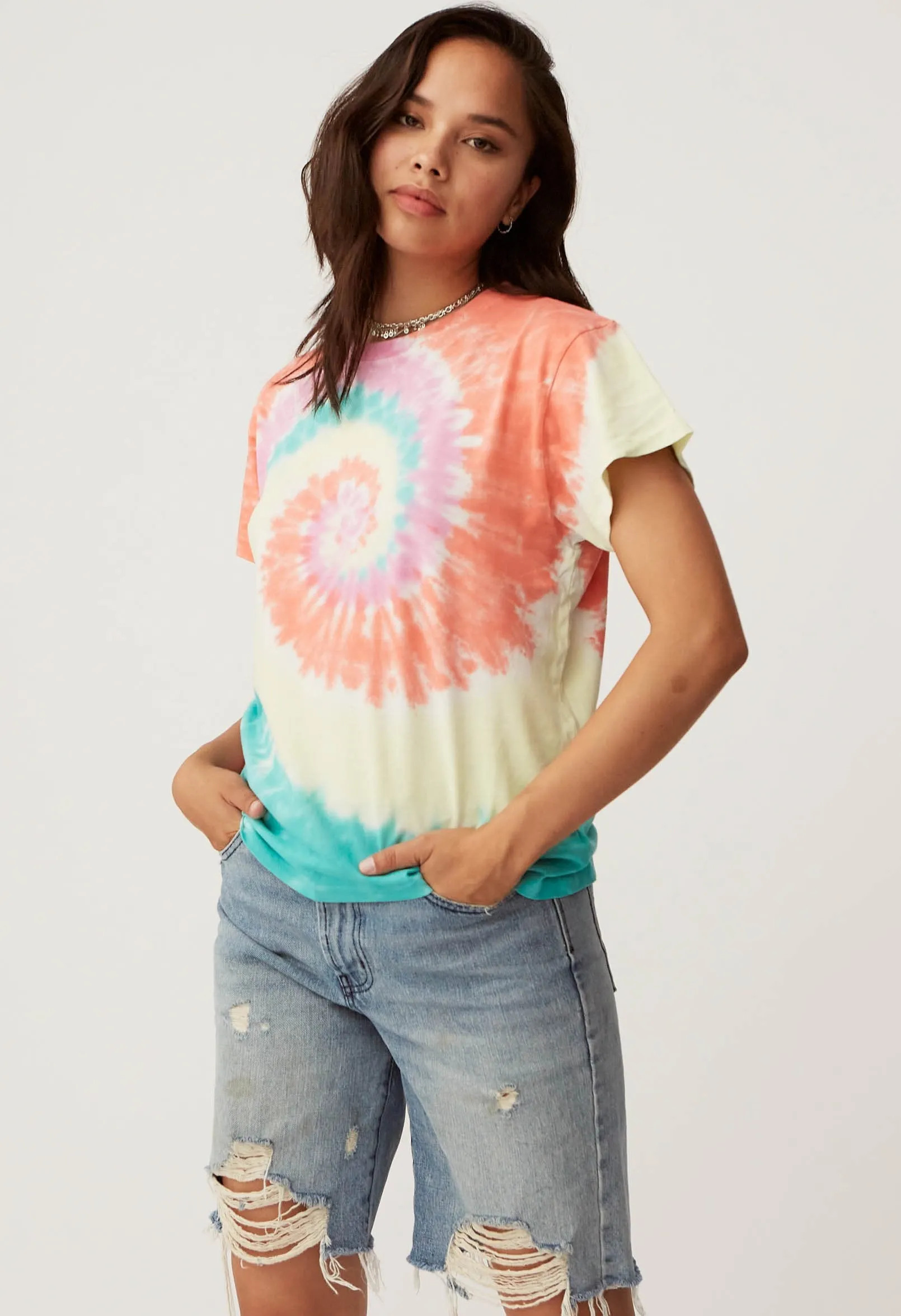 AZALEA TIE DYE TOUR TEE