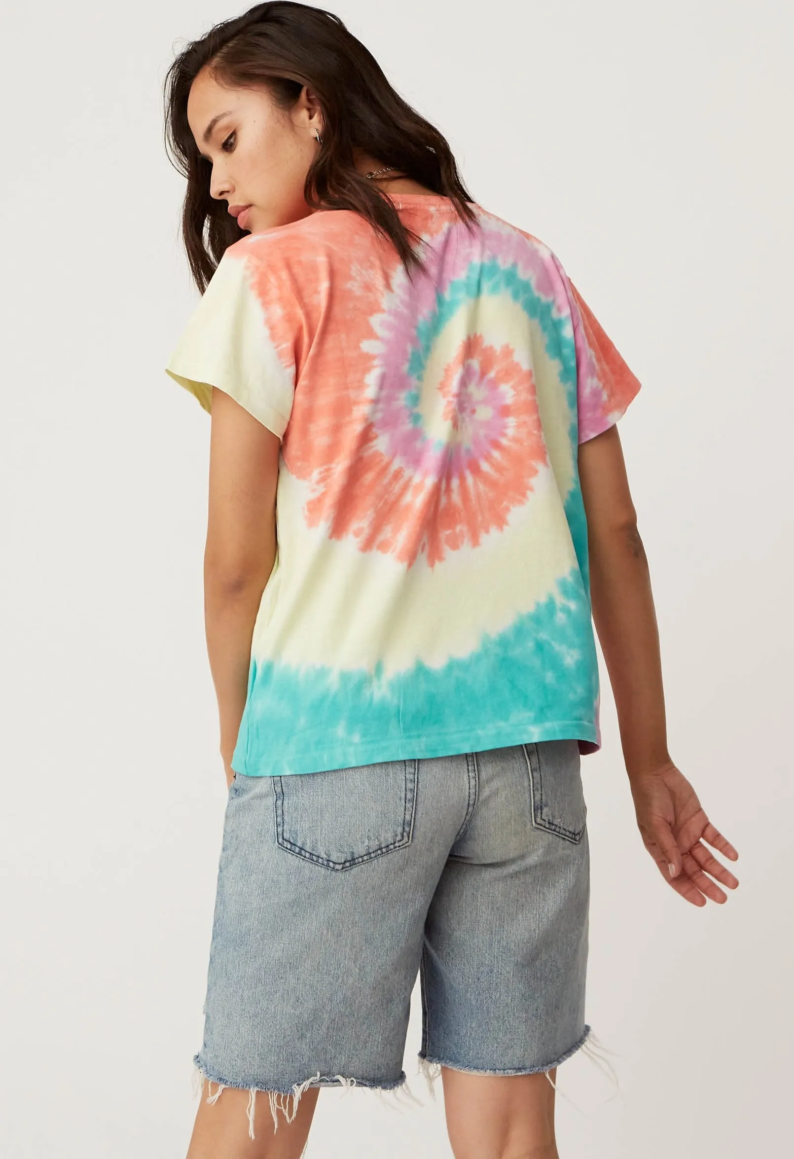 AZALEA TIE DYE TOUR TEE