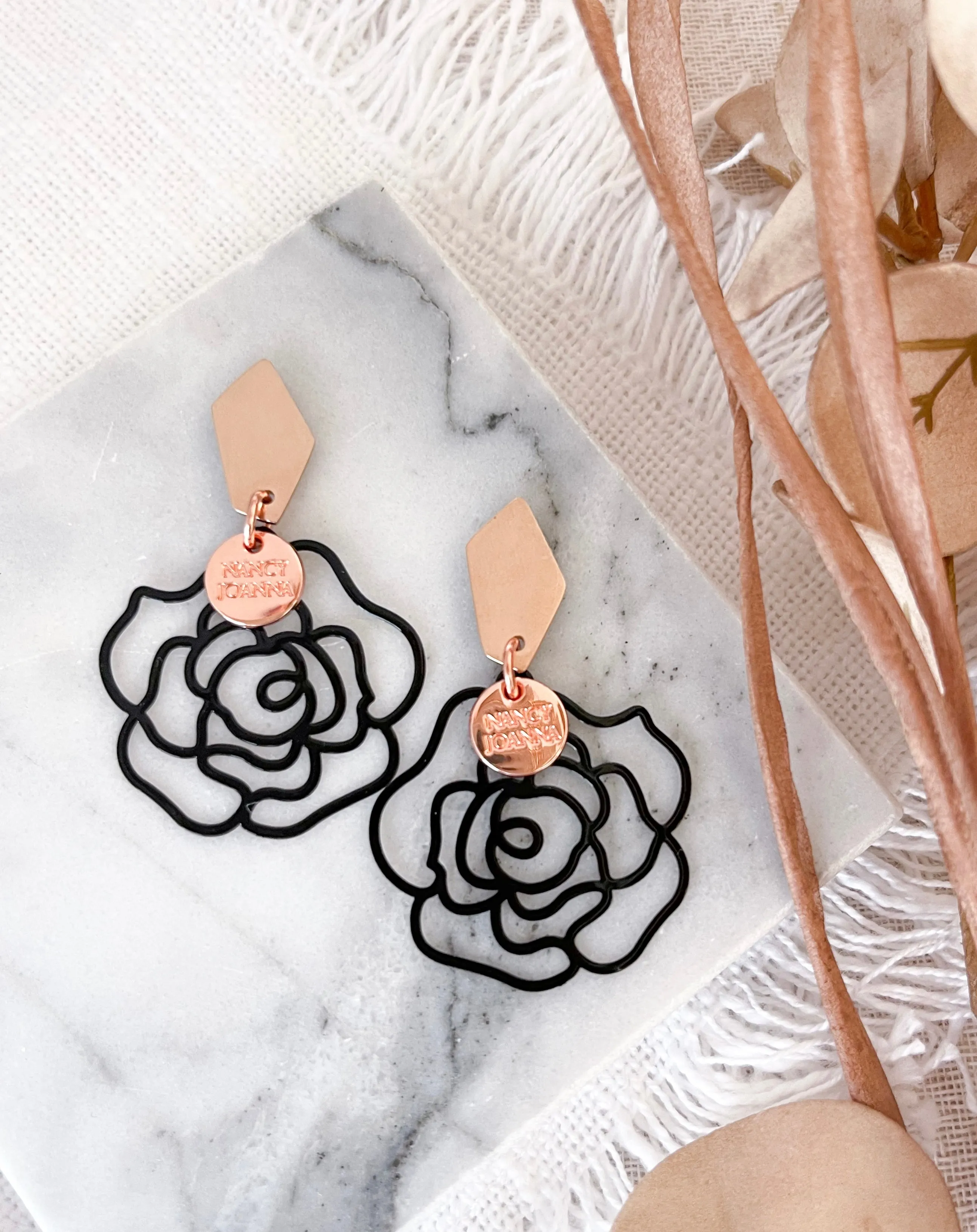 Pretty Rose Black Lace Earrings