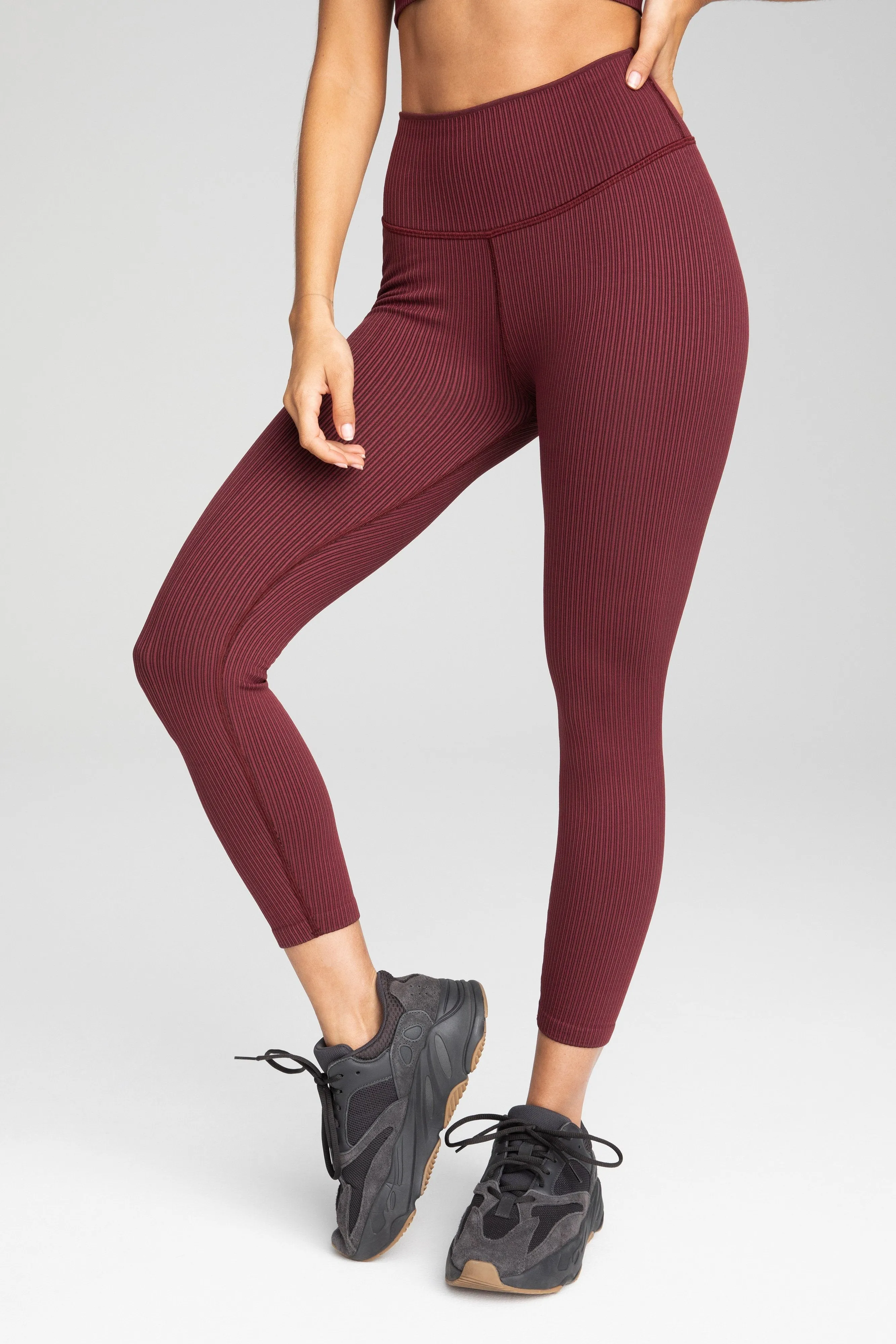 SEAMLESS RIBBED LEGGING | PORT001