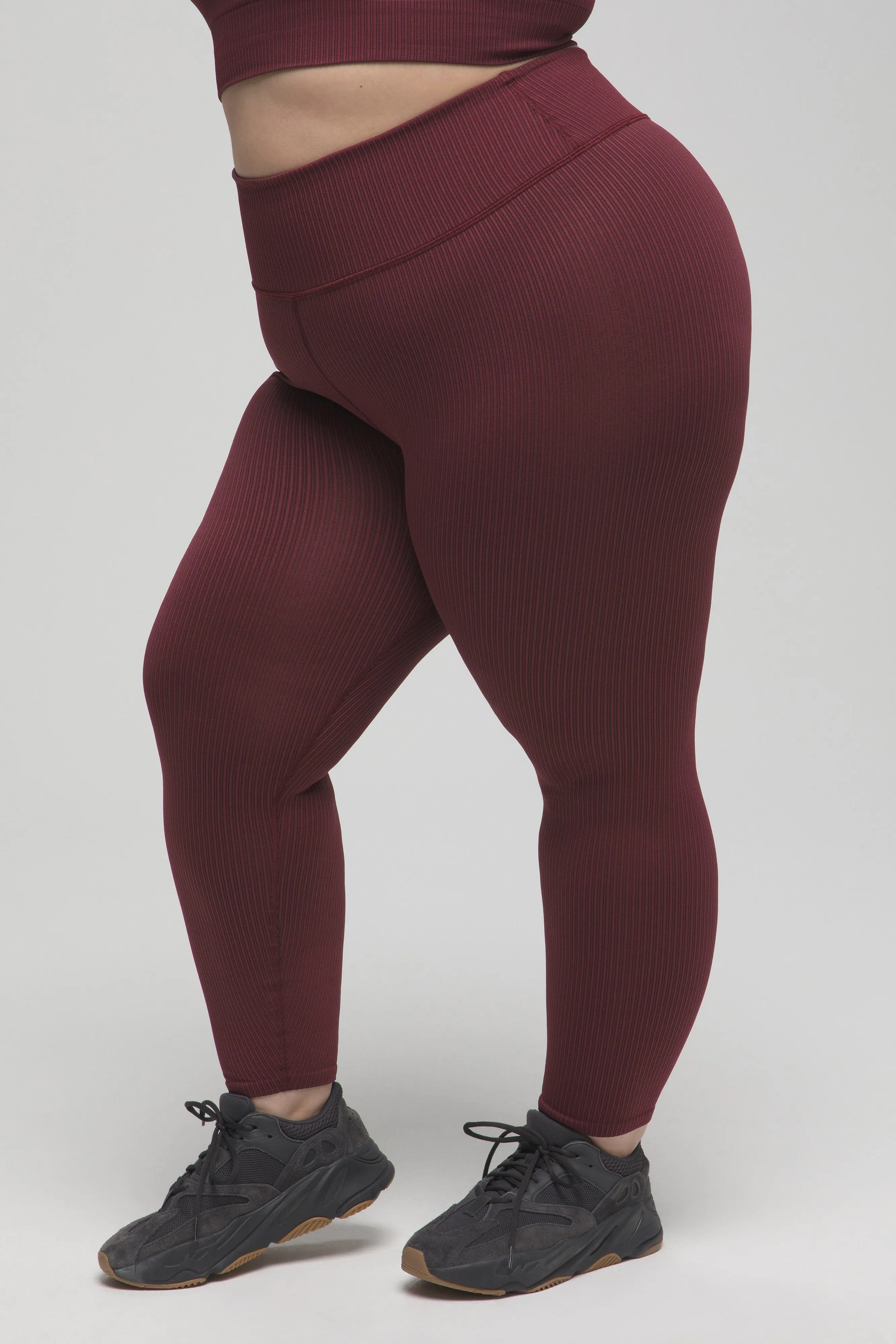 SEAMLESS RIBBED LEGGING | PORT001