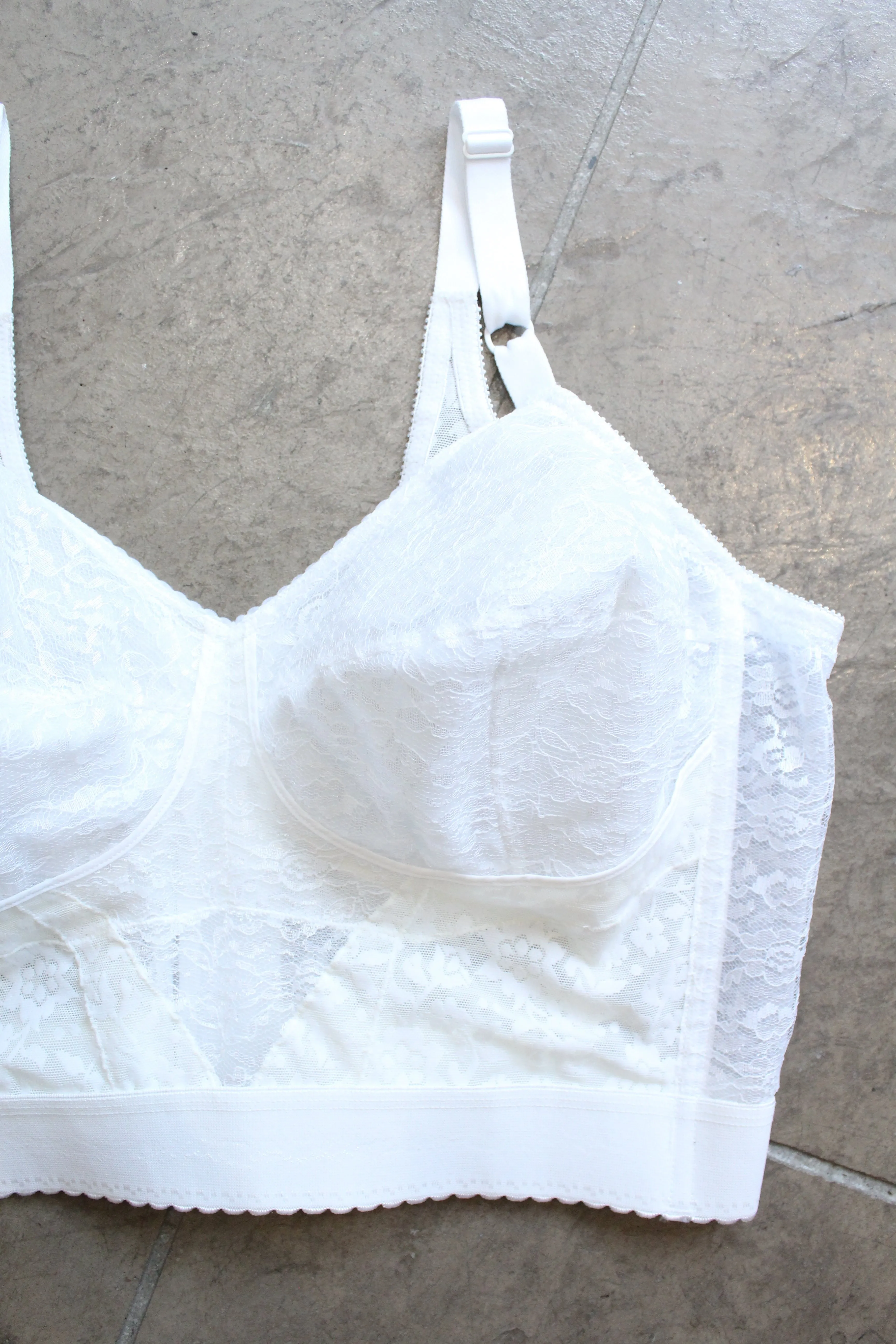 Vintage White Lace Bustier